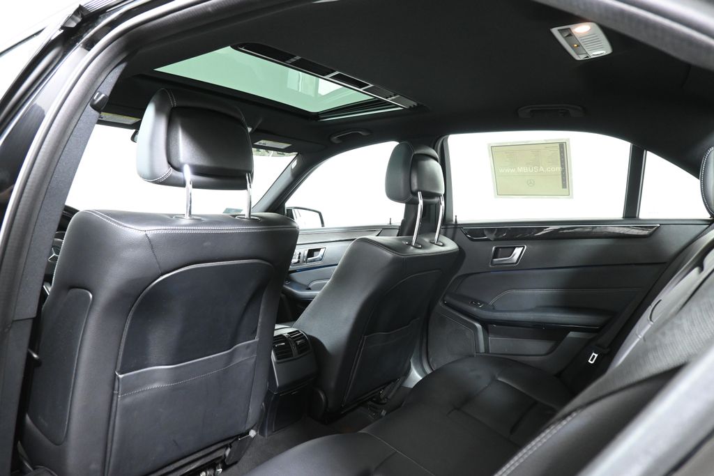 2016 Mercedes-Benz E-Class E 350 32