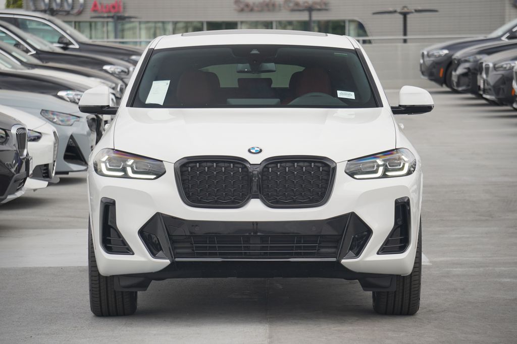 2025 BMW X4 xDrive30i 2