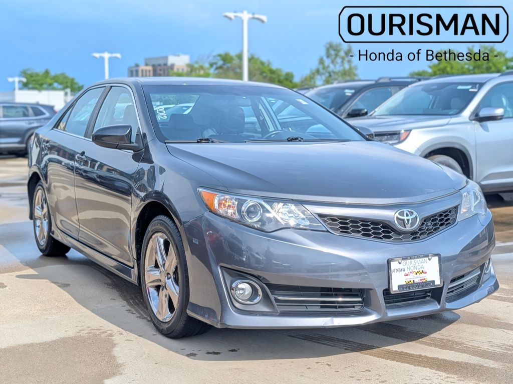 2012 Toyota Camry SE