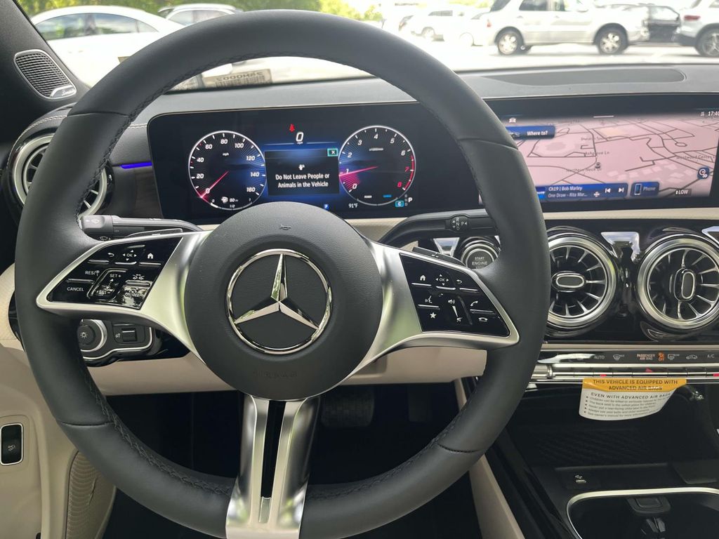 2025 Mercedes-Benz CLA 250 9
