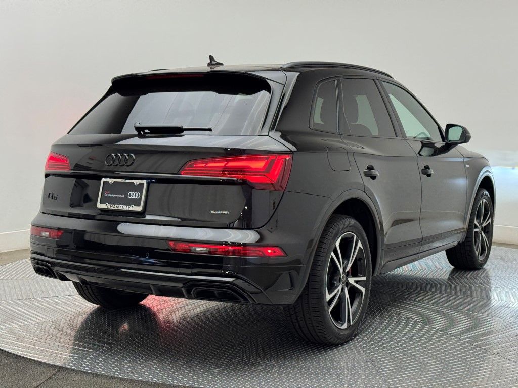 Thumbnail: 2025 Audi Q5 - 11