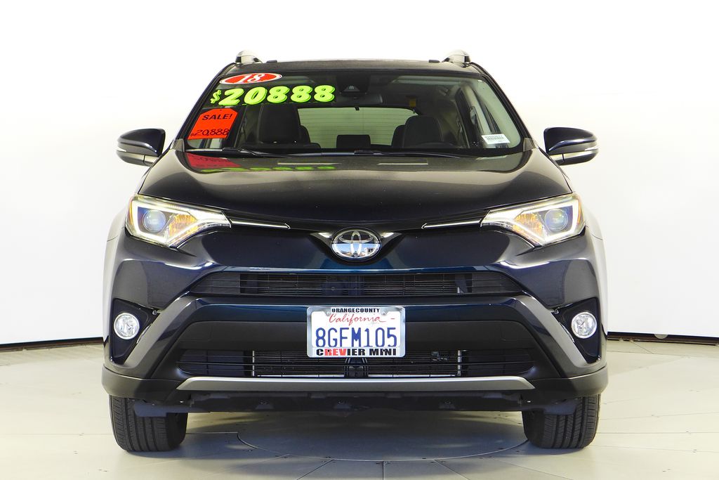 Thumbnail: 2018 Toyota RAV4 - 3