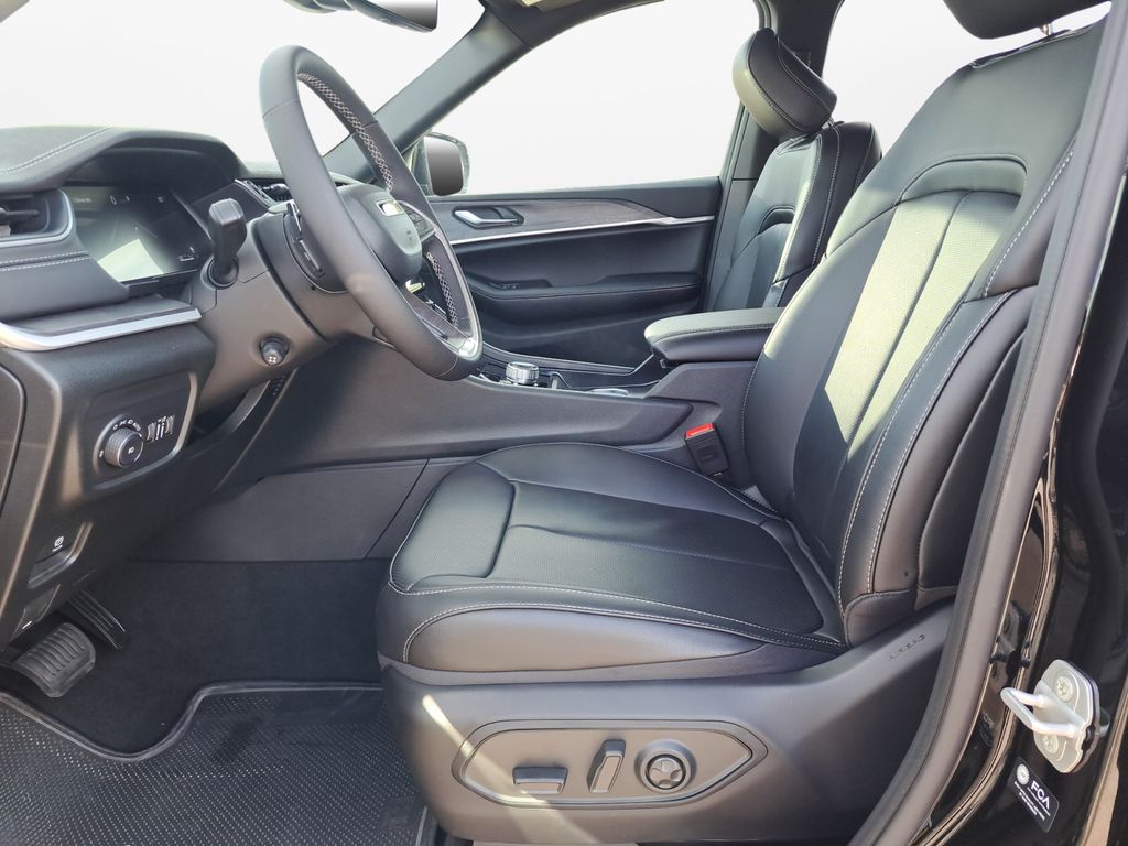 New Car 2025 Jeep Grand Cherokee L  Limited For Sale Under $50,000 In Austin, Texas