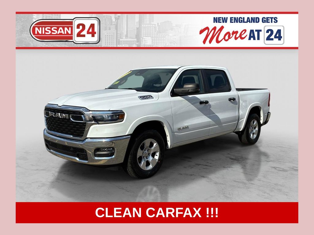 Bright White Clearcoat 2025 RAM 1500 Pickup Truck Four-Wheel Drive 8-Speed Automatic