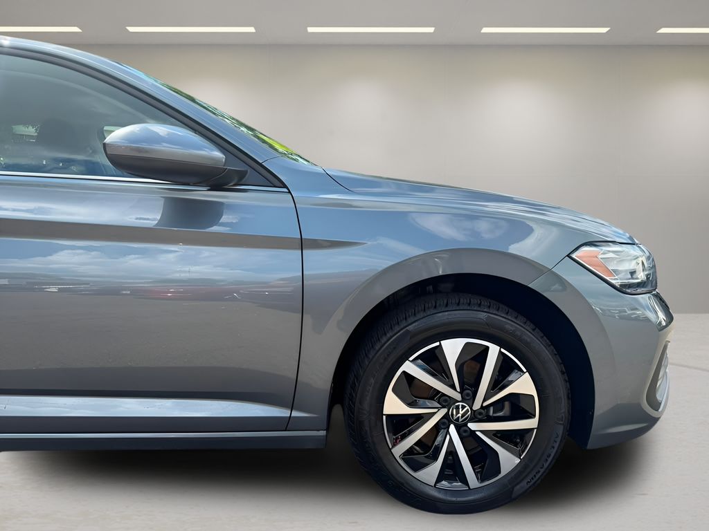 Used 2024 Volkswagen Jetta Sedan