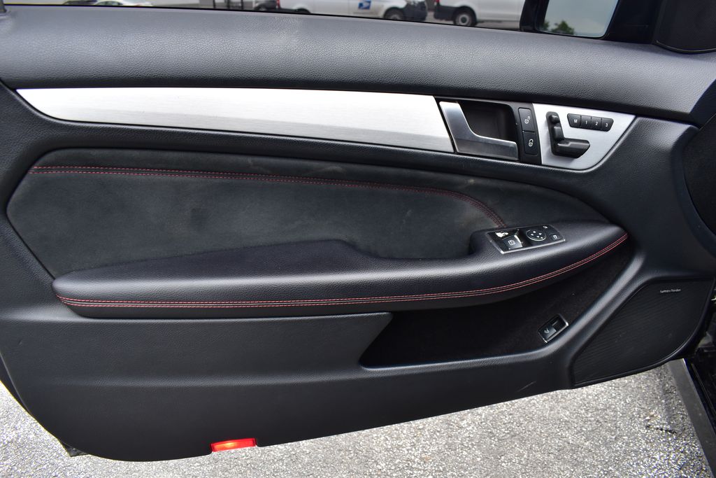 2014 Mercedes-Benz C-Class C 250 11