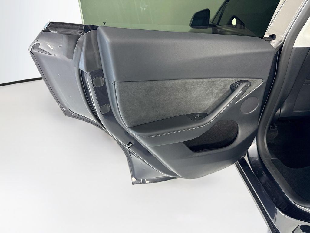 Thumbnail: 2024 Tesla Model Y - 26
