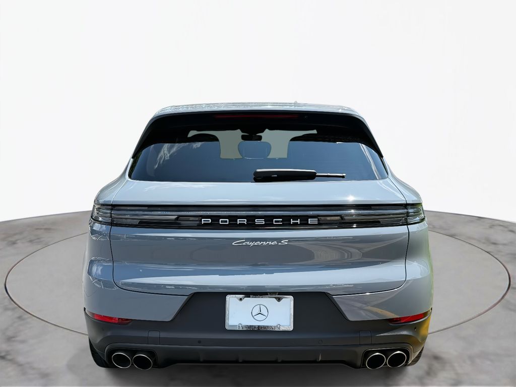 Thumbnail: 2024 Porsche Cayenne - 5