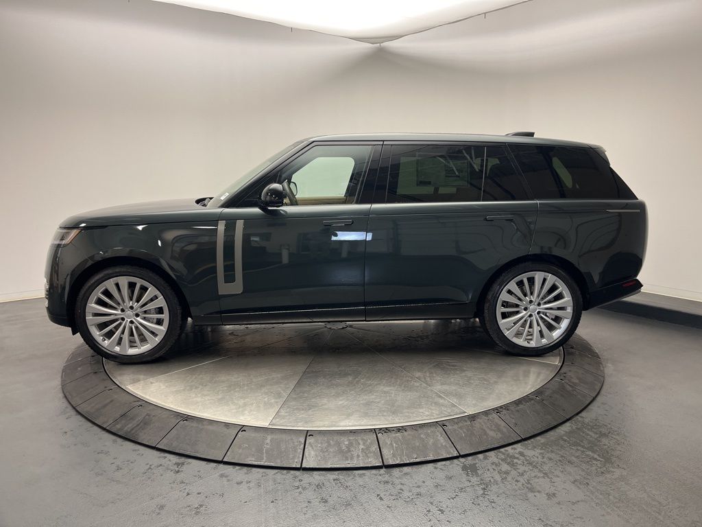 Thumbnail: 2025 Land Rover Range Rover - 2