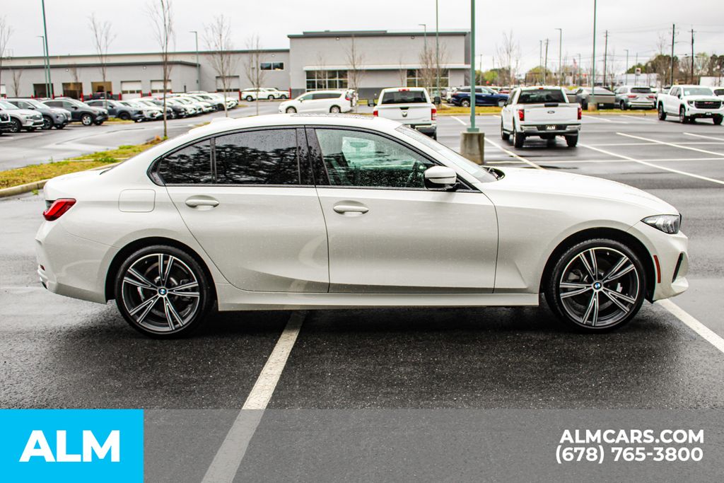 Used 2023 White BMW 330i xDrive image 9