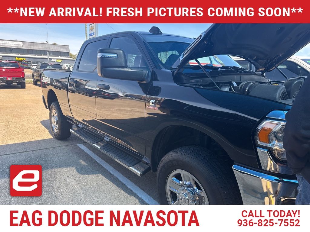 2024 RAM 2500 Tradesman Crew Cab 4WD
