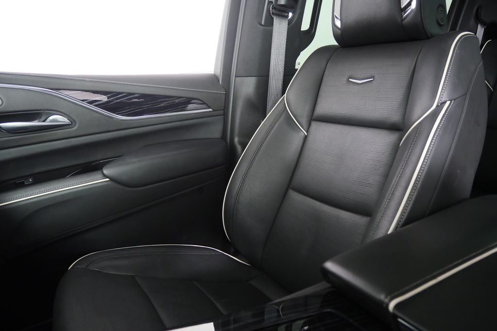 Thumbnail: 2022 Cadillac Escalade - 30