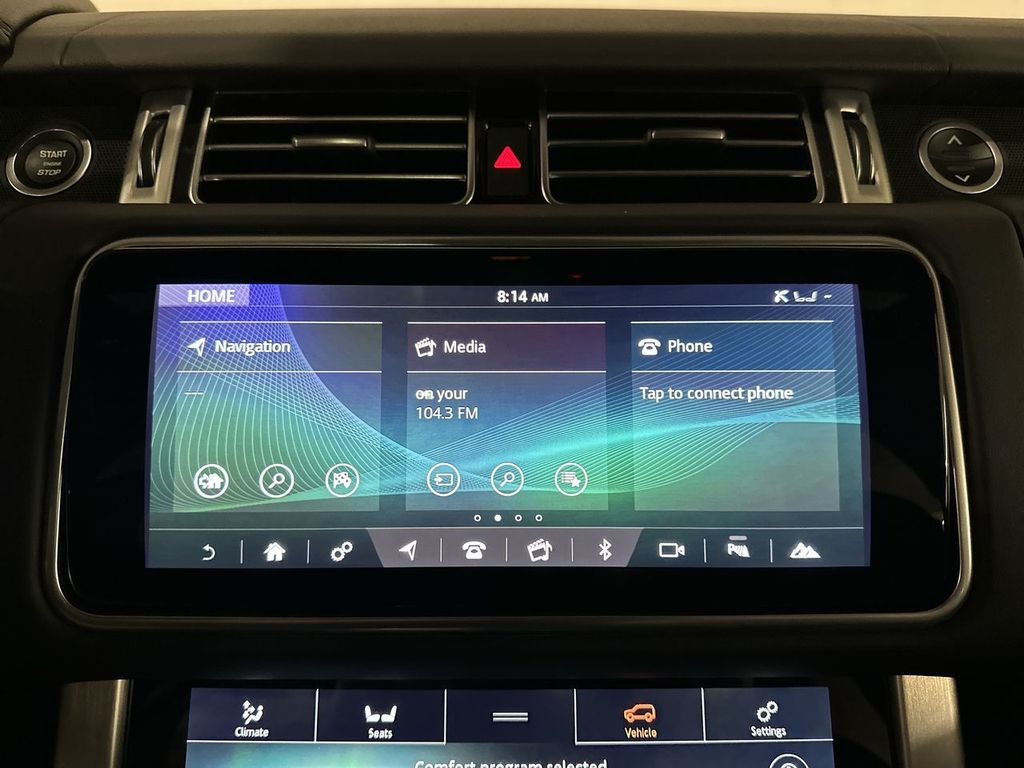 Thumbnail: 2019 Land Rover Range Rover - 20