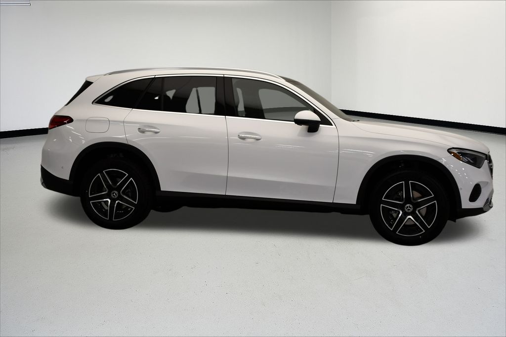 Thumbnail: 2026 Mercedes-Benz GLC - 6