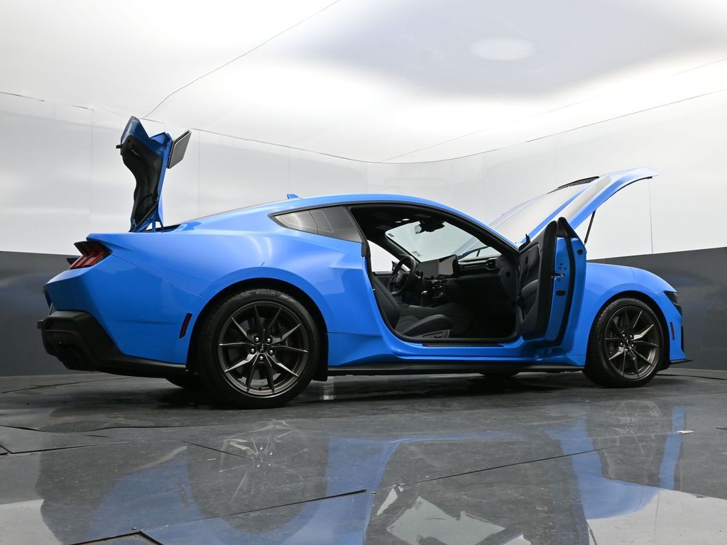 2024 Ford Mustang Dark Horse Fastback