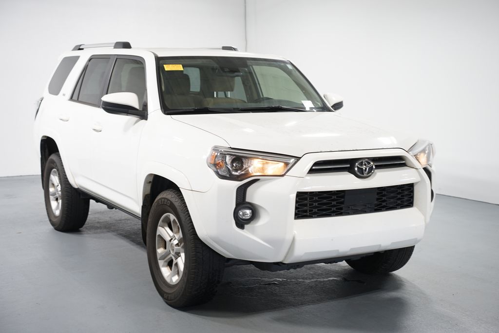 Thumbnail: 2021 Toyota 4Runner - 3