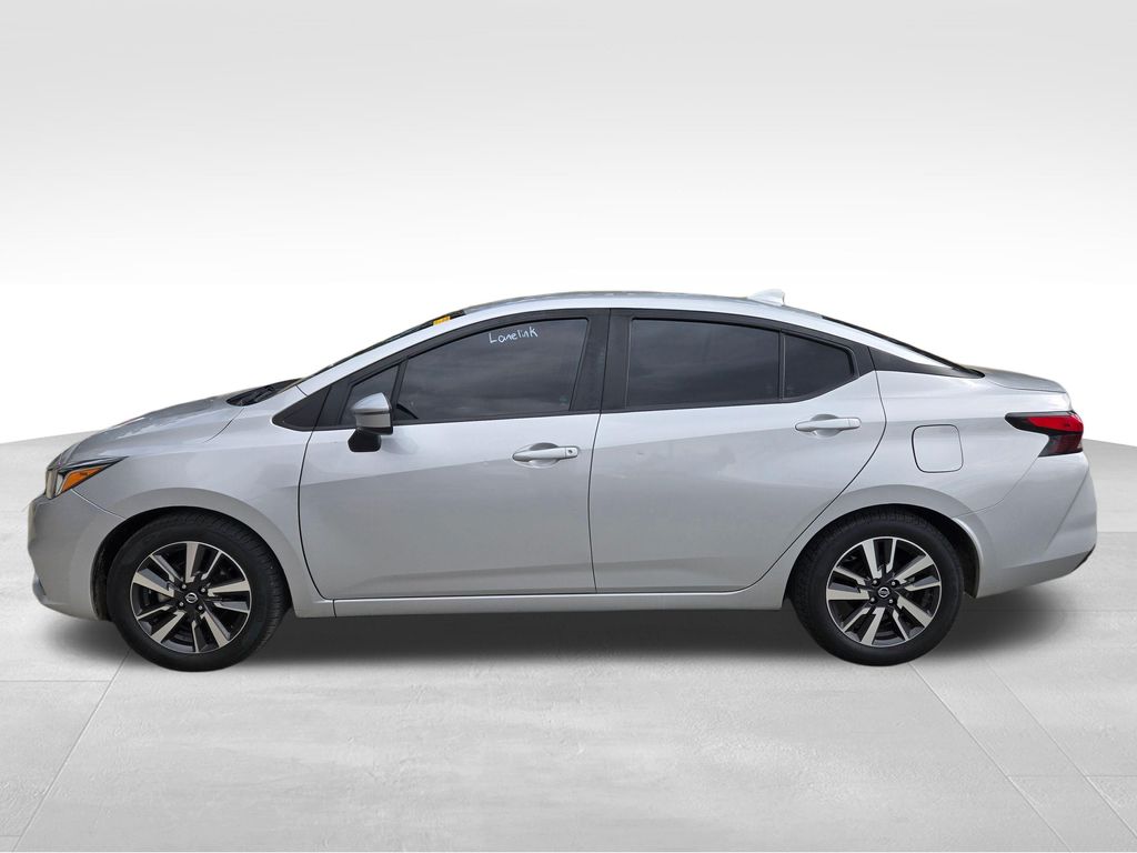 Brilliant Silver Metallic 2021 Nissan Versa Sedan Front-Wheel Drive Continuously Variable Transmission
