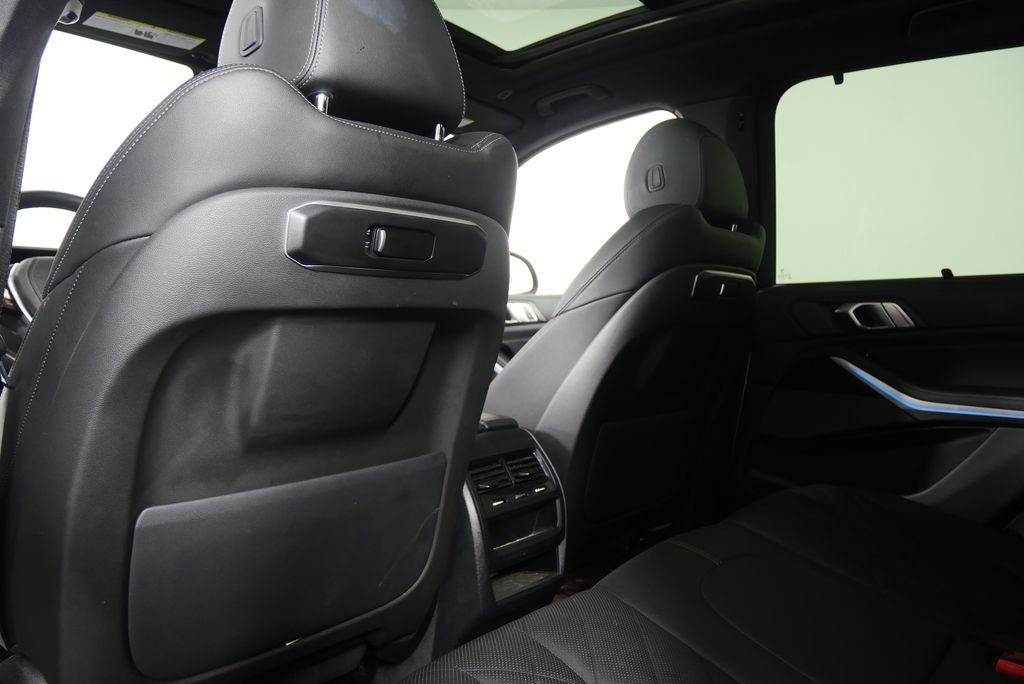 Thumbnail: 2024 BMW X5 - 16