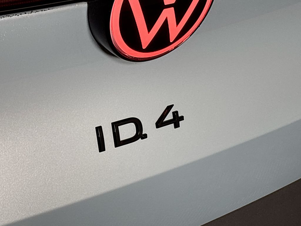 2025 Volkswagen ID.4 Pro S Plus