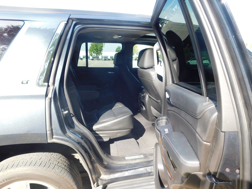 Thumbnail: 2019 Chevrolet Tahoe - 4