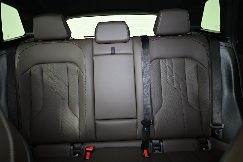 Thumbnail: 2025 BMW X3 - 25