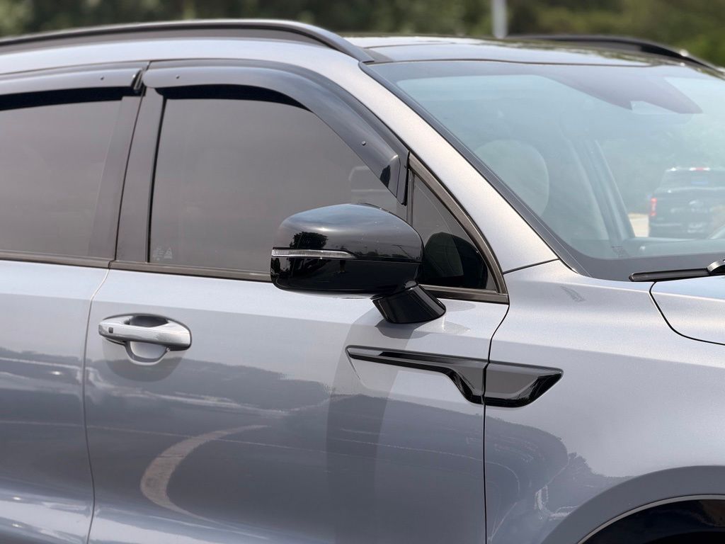 2022 Kia Sorento S Silver - Jim Hudson Acura - Image 7