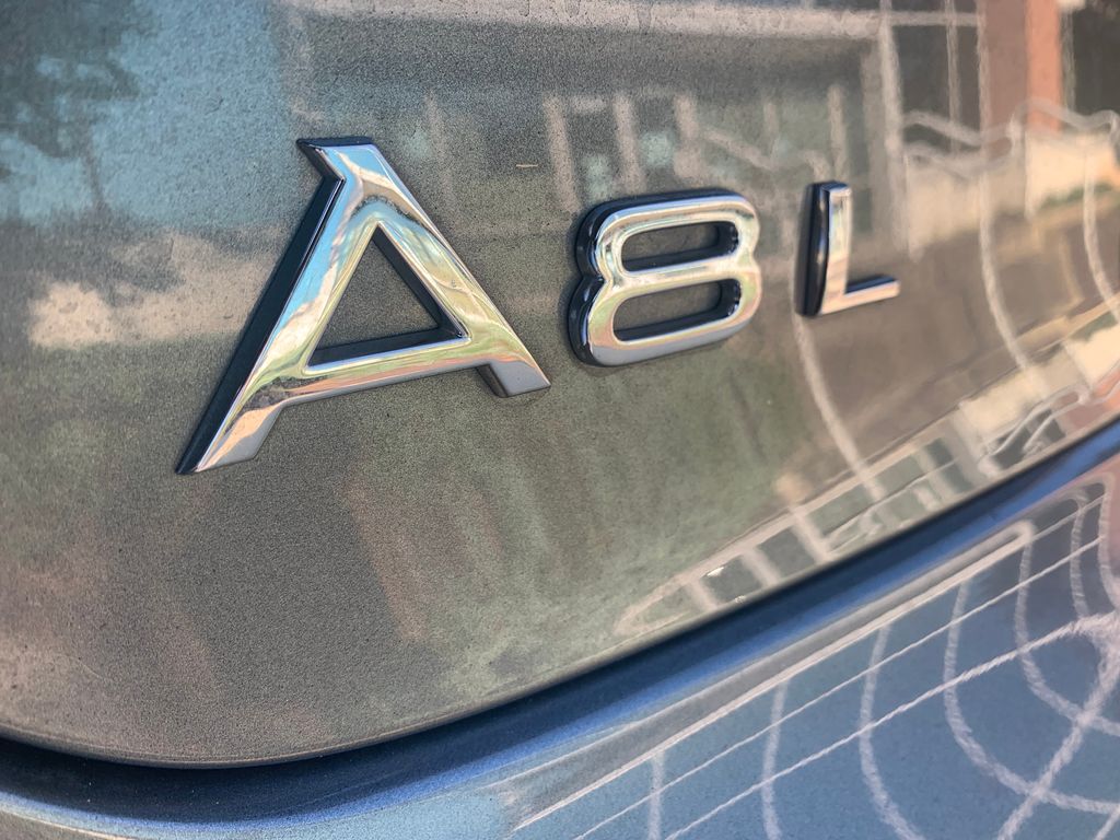 Thumbnail: 2016 Audi A8 - 8