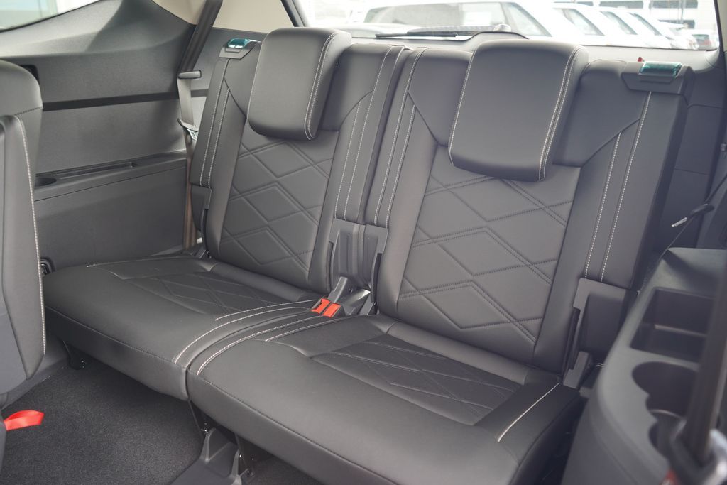 Thumbnail: 2026 Volkswagen Atlas - 8