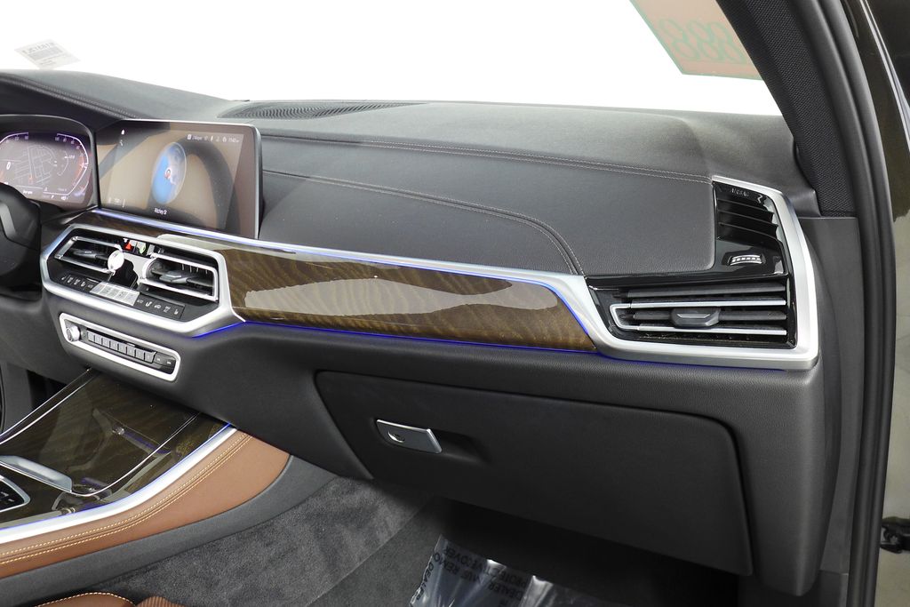 Thumbnail: 2023 BMW X5 - 14