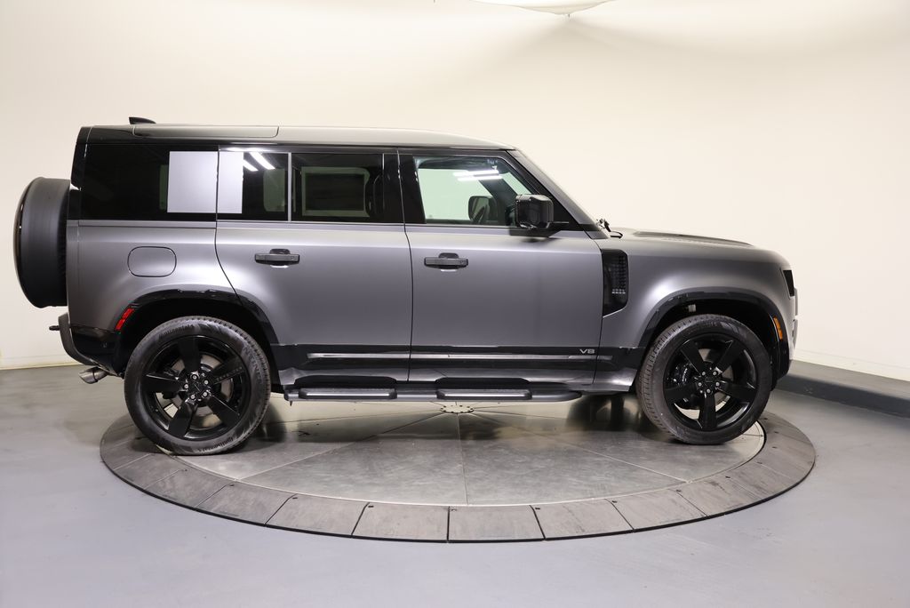 Thumbnail: 2026 Land Rover Defender - 6