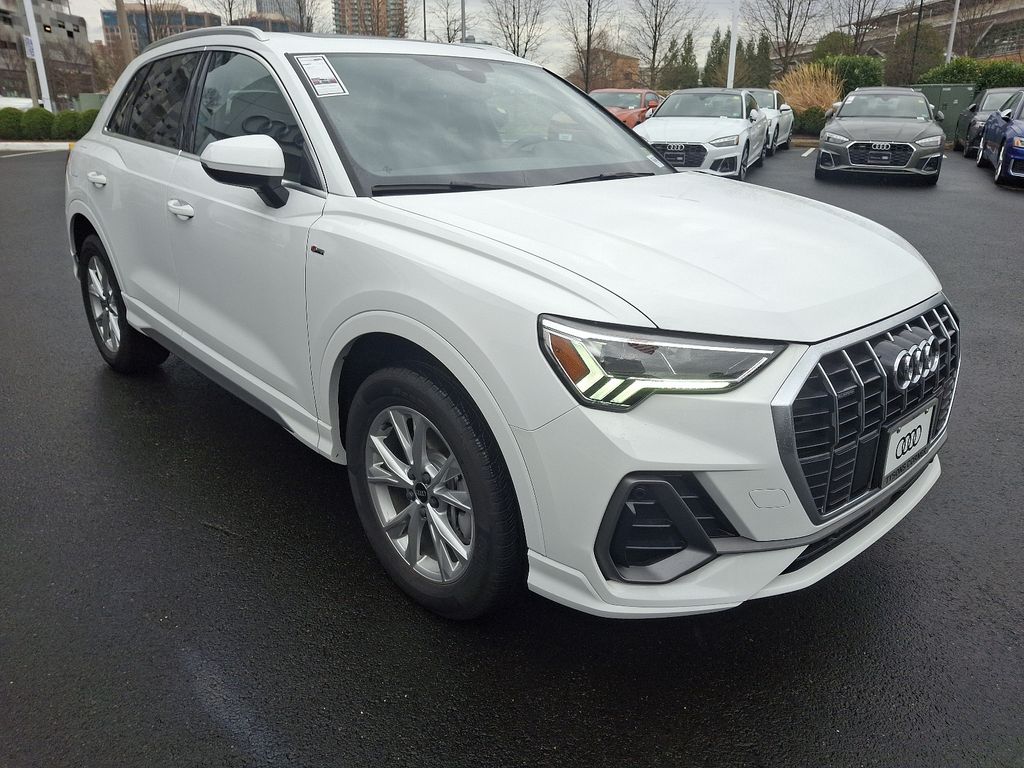 2024 Audi Q3  2
