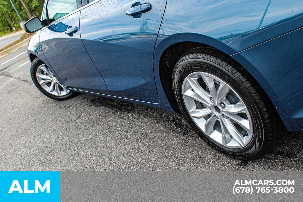 Used 2024 Blue Chevrolet LT image 14