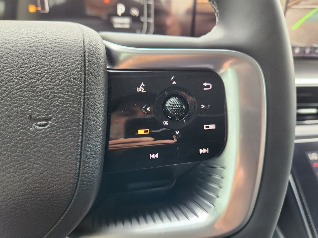 2026 INFINITI QX80 LUXE White at Bayway Cadillac Southwest