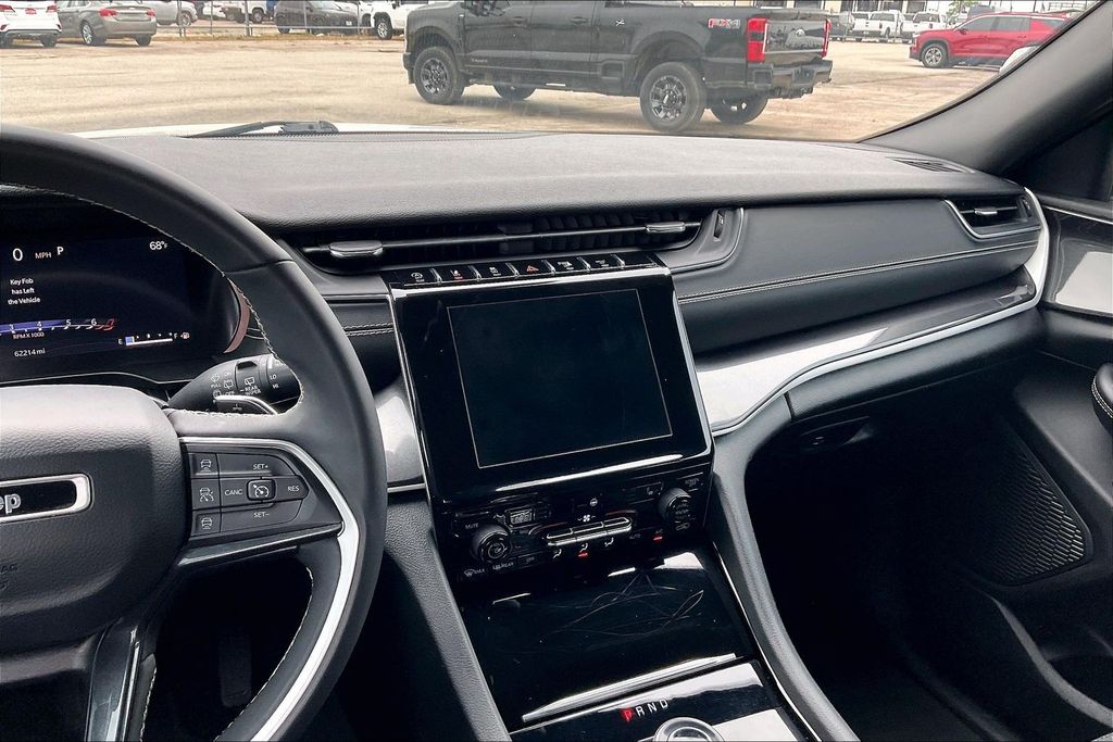 Used 2023 Jeep Grand Cherokee L Altitude 4D Sport Utility