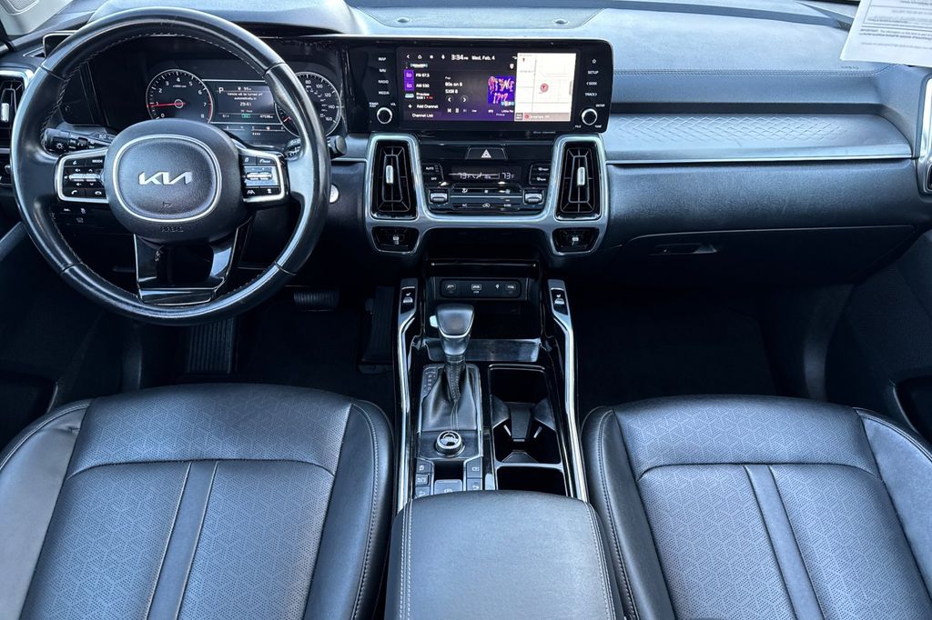 used 2022 Kia Sorento car, priced at $29,914