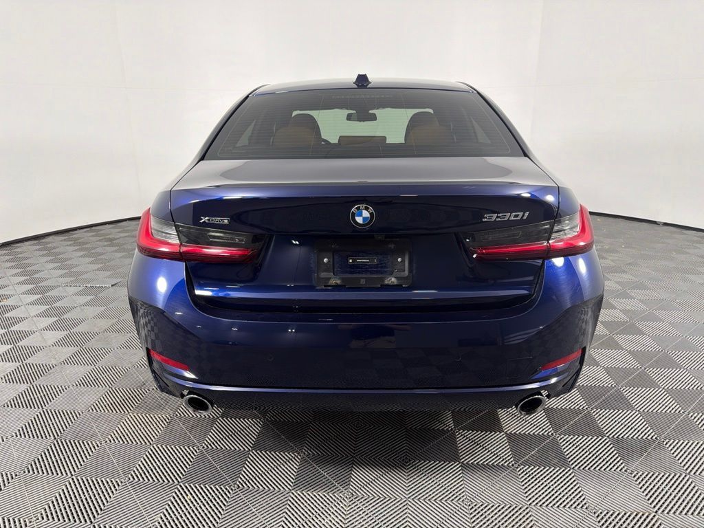Thumbnail: 2023 BMW 3 Series - 6