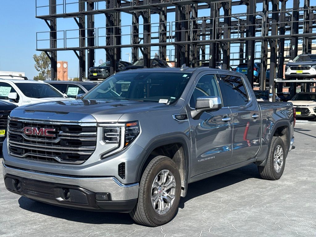 2025 GMC Sierra 1500 SLT Crew Cab 4WD