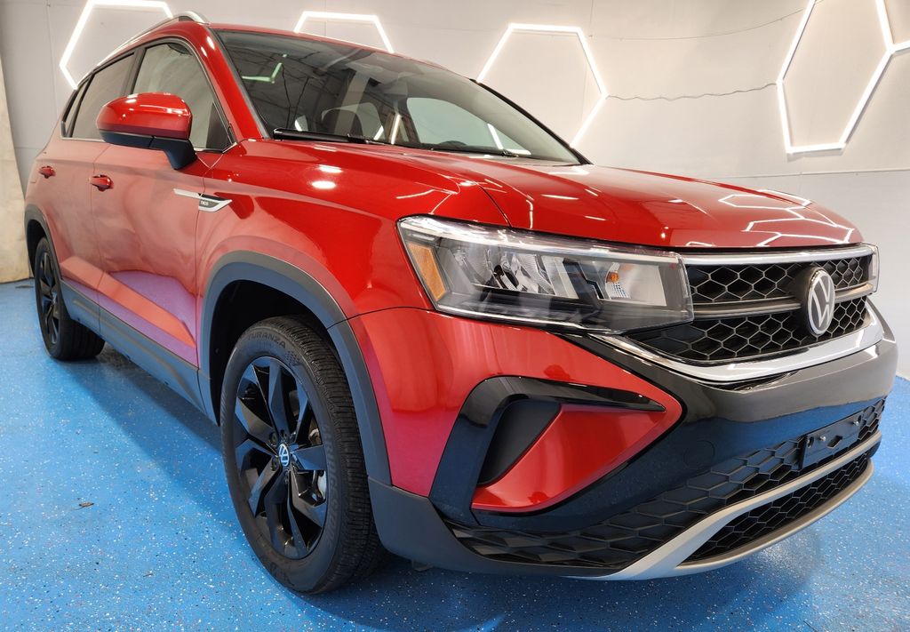2022 Volkswagen Taos SE 4Motion