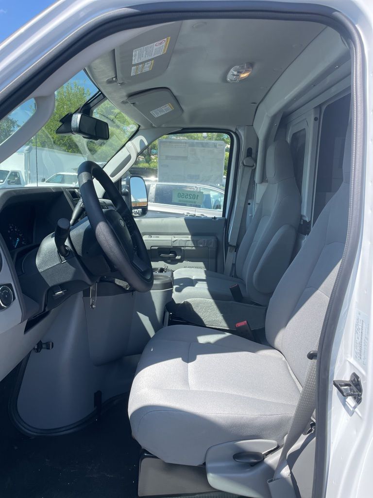 2026 Ford E-350 Cutaway 