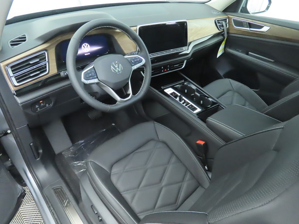 Thumbnail: 2026 Volkswagen Atlas - 10