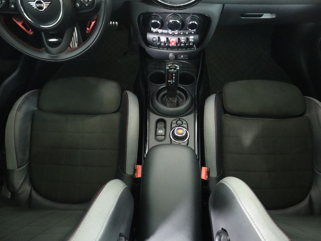 Thumbnail: 2020 MINI Cooper Clubman - 17