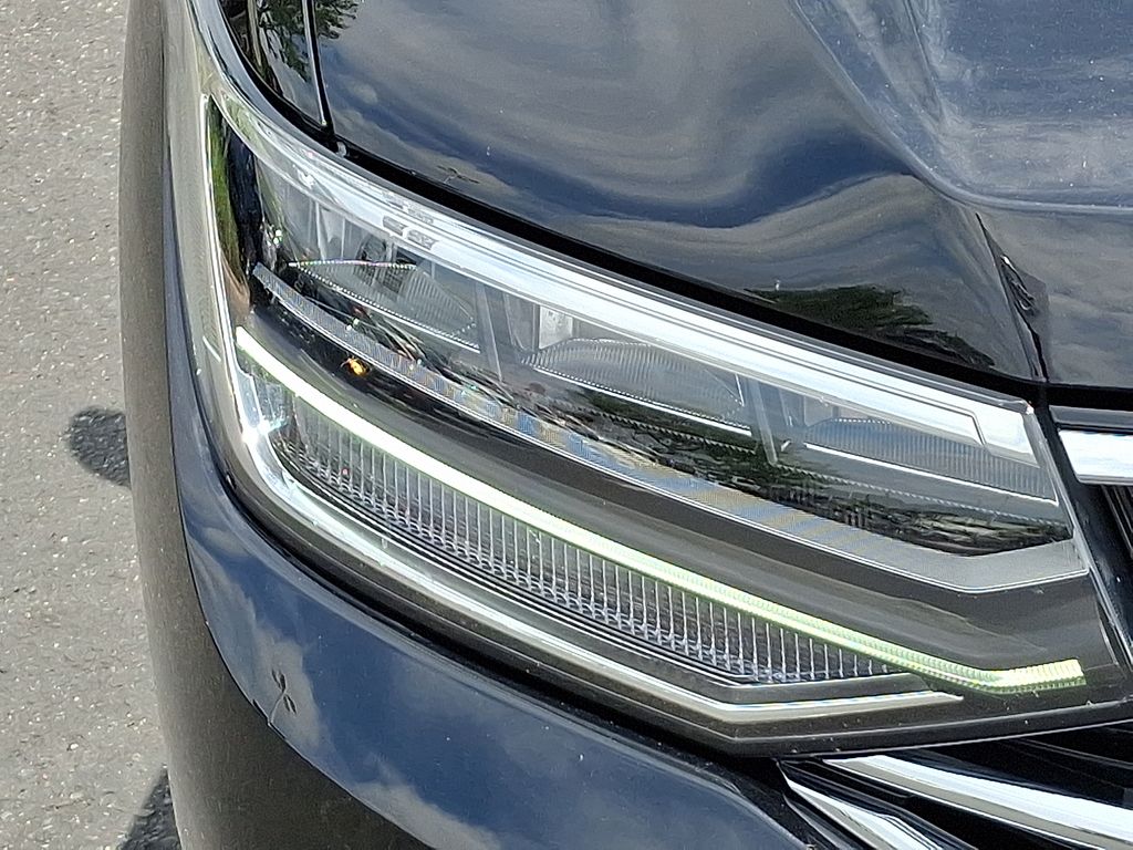 Thumbnail: 2024 Volkswagen Tiguan - 9