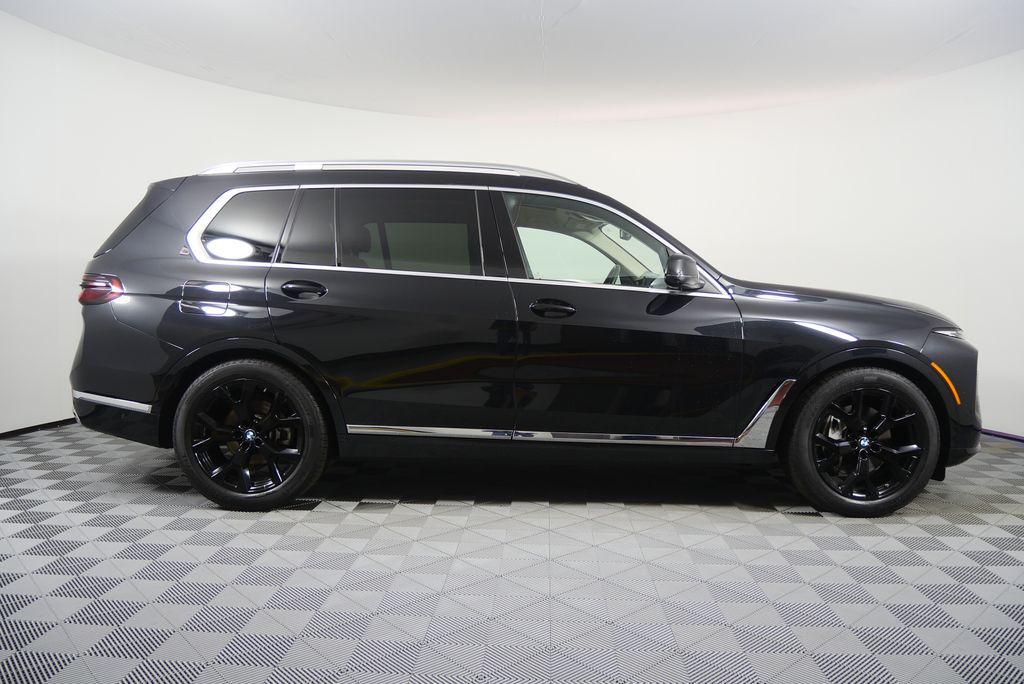 Thumbnail: 2024 BMW X7 - 2