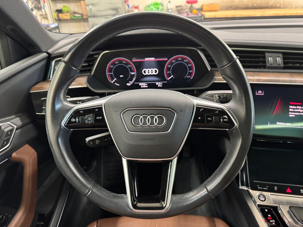 2022 Audi e-tron Sportback S line Premium Plus