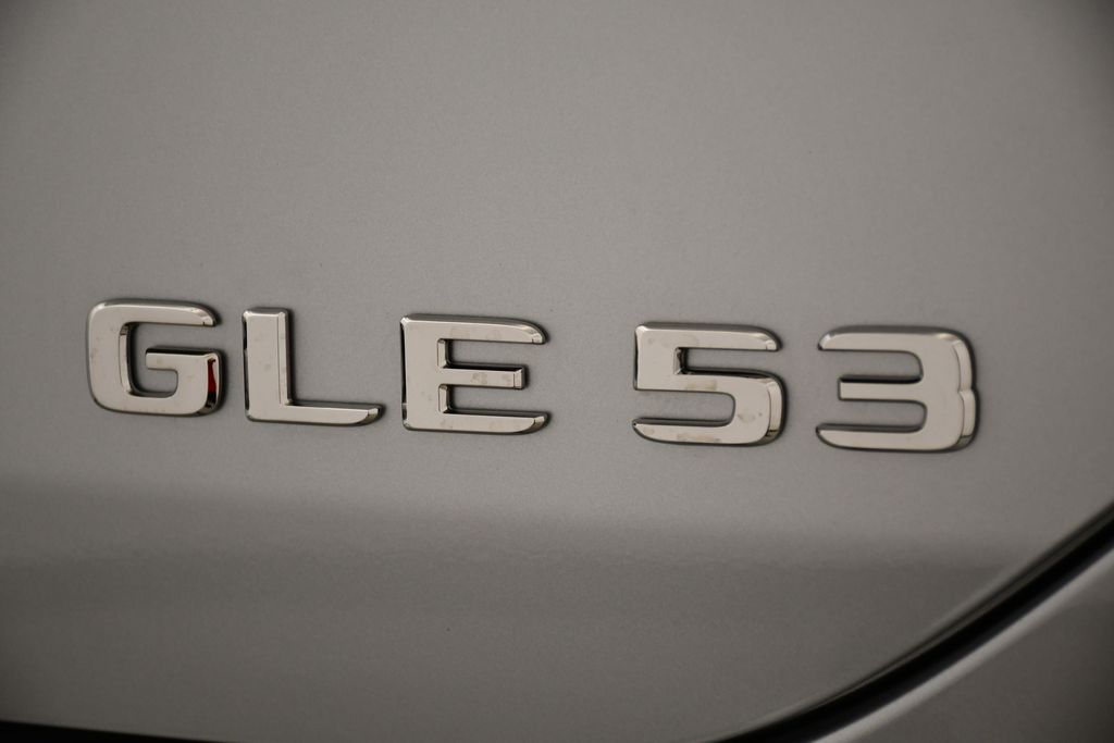 Thumbnail: 2026 Mercedes-Benz GLE - 10