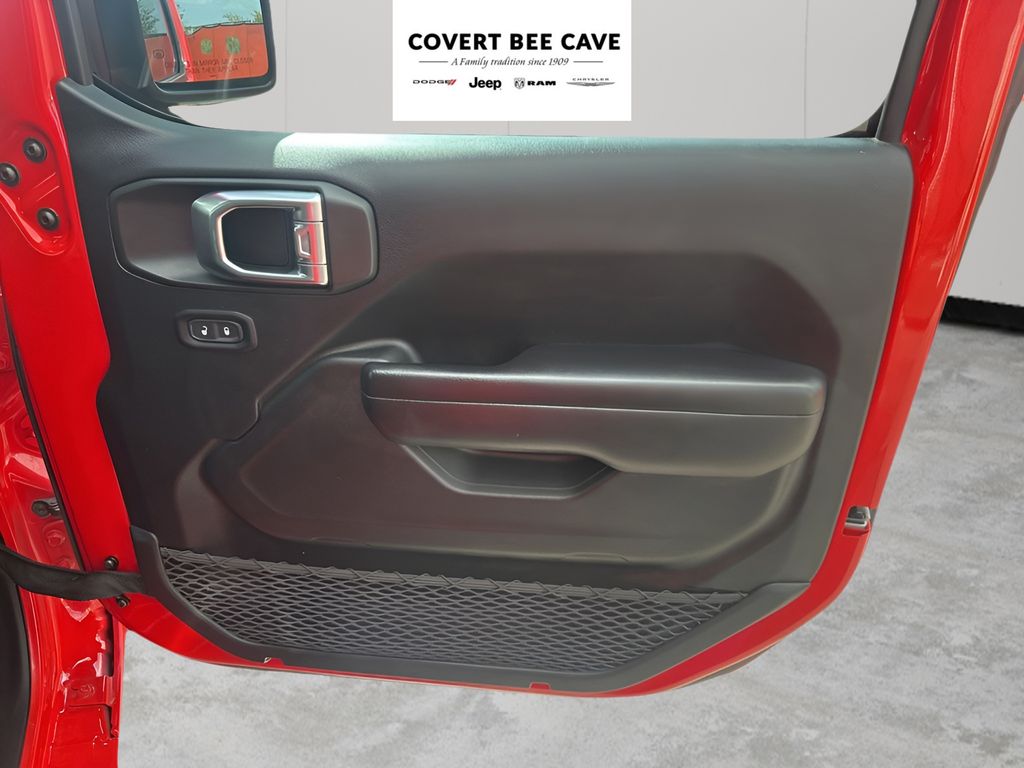 Used Car 2021 Jeep Gladiator  Mojave For Sale Under $40,000 In Austin, Texas