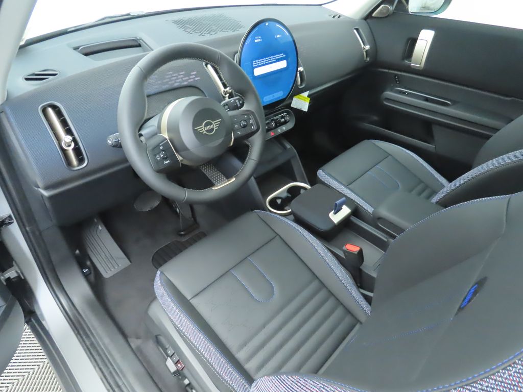 2025 MINI Cooper Countryman Base 11