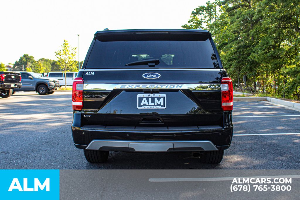 Used 2020 Black Ford XLT image 10