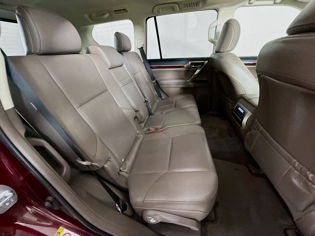 Thumbnail: 2018 Lexus GX - 28