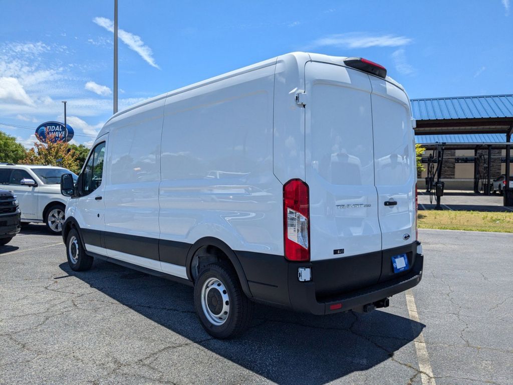 2025 Ford Transit 250